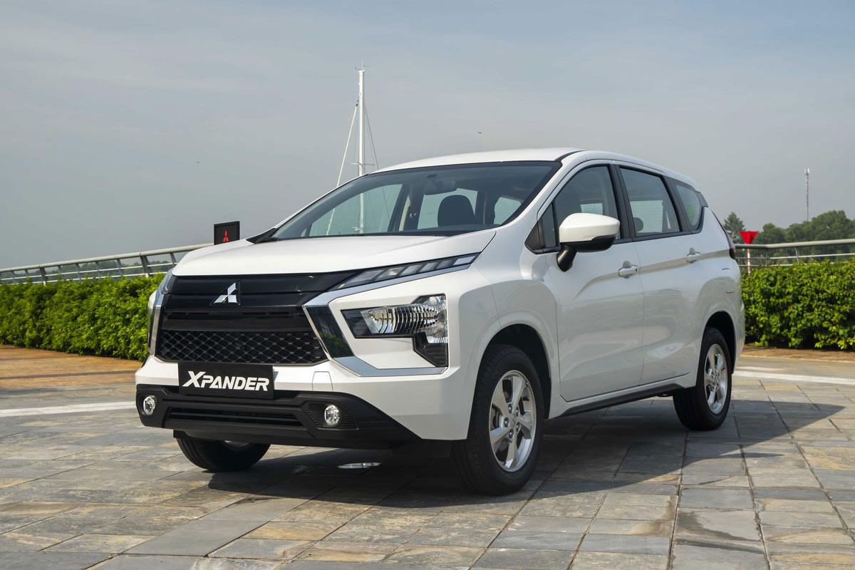 mitsubishi-xpander-at-1.jpg