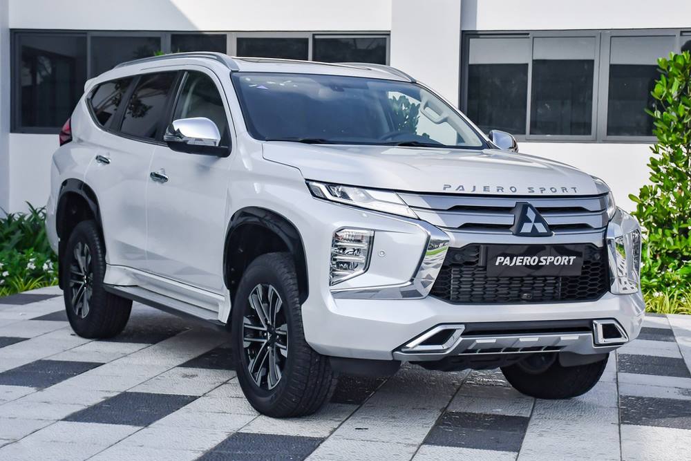 pajero-sport-2020-2 (Copy).jpg